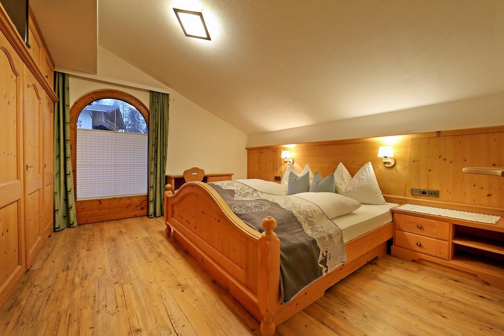 Landhaus & Apartment Taxach Ried im Zillertal Eksteriør bilde