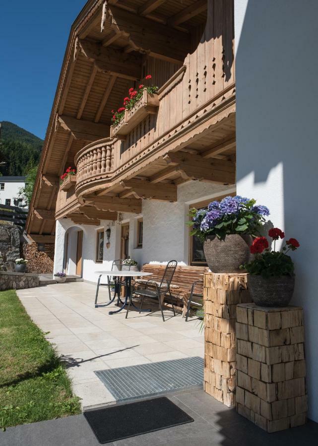 Landhaus & Apartment Taxach Ried im Zillertal Eksteriør bilde