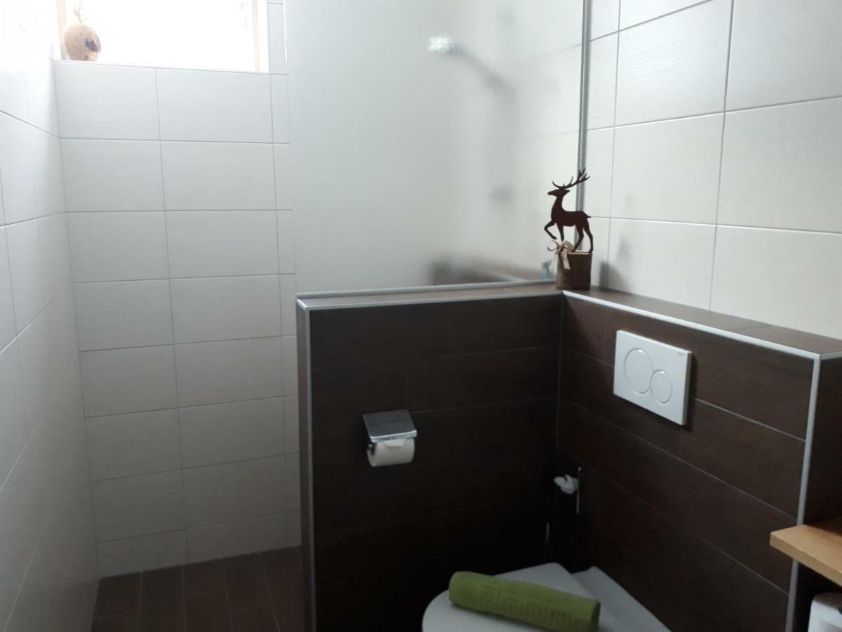Landhaus & Apartment Taxach Ried im Zillertal Eksteriør bilde